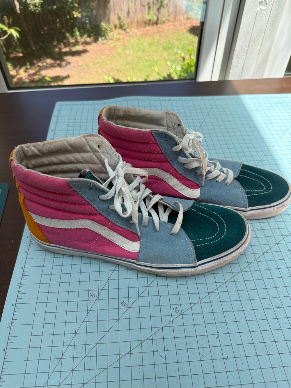 Vans High Top Sneakers in Pink, Teal, Light Blue & Orange Sz 12 Men